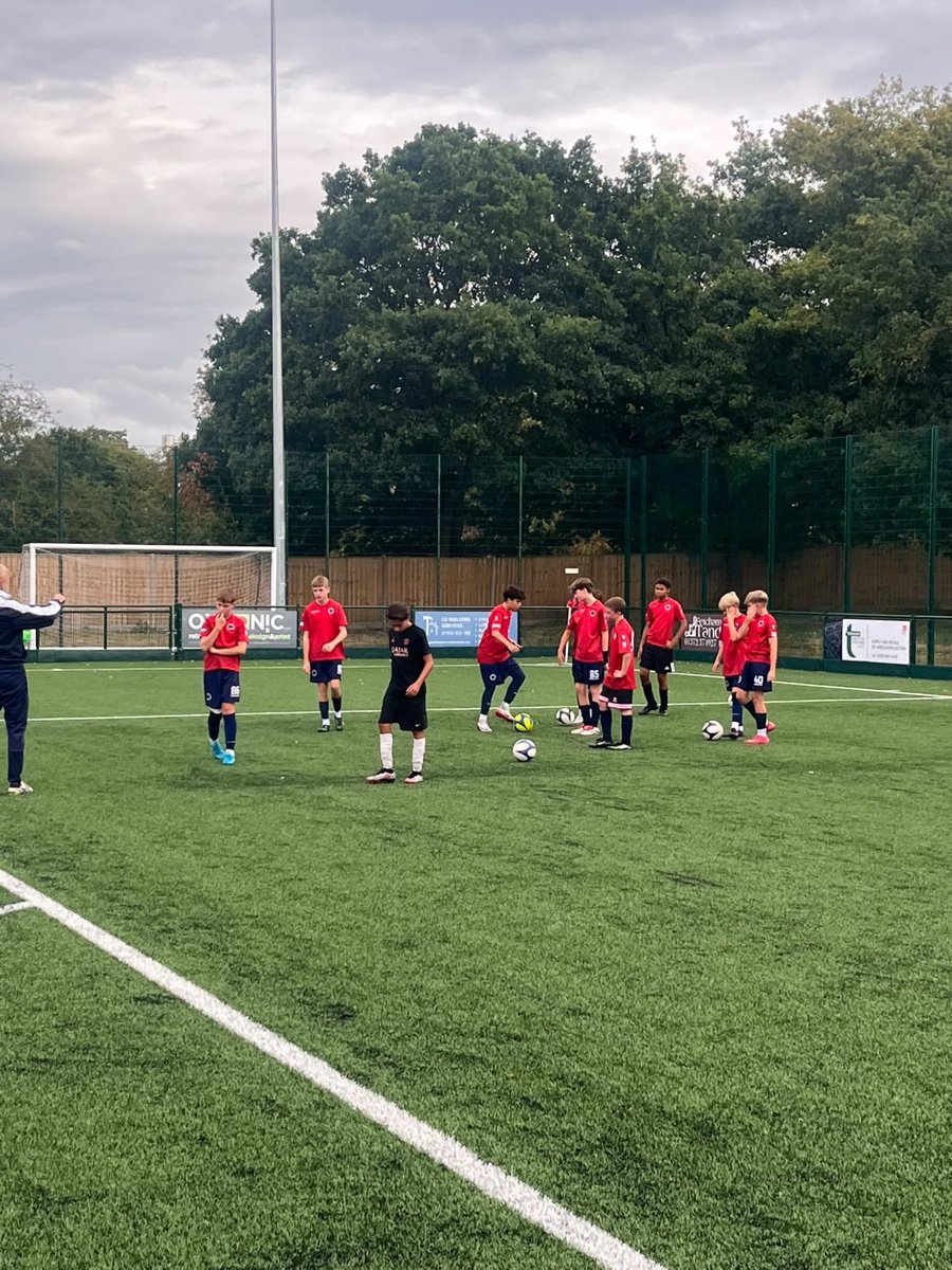 🔹MPYFC U14 Greys🩶🔹

Our U14 Greys are officially back in action! The team started their pre-season training last week and had their first friendly fixture yesterday⚽️
 
Looking forward to watching these boys play throughout the season!🔥

📸 @metpoliceyouthfc_u14_greys [Insta]