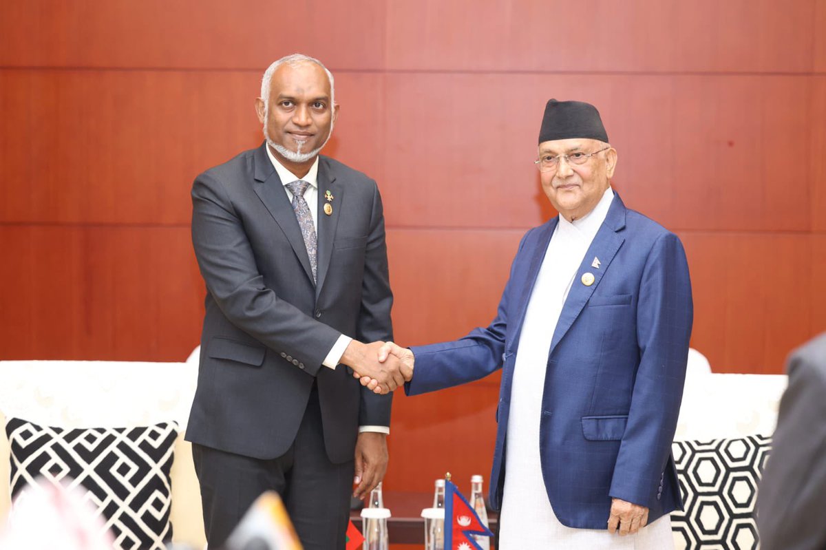 kpsharmaoli's tweet image. Had a warm meeting with H.E. Dr. Mohamed Muizzu, President of Maldives. We explored cooperation in agriculture, tourism, education, and people-to-people ties, &amp;amp; exchanged views on joint efforts to tackle climate change, addressing the shared concerns of mountain &amp;amp; ocean nations.