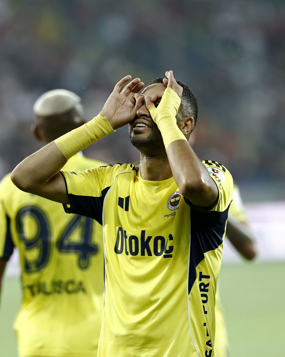 Mourinho'nun gölgesi altında | ✍ <a href="/uzaygokerman/">Uzay Gökerman</a> 

milliyet.com.tr/skorer/uzay-go…