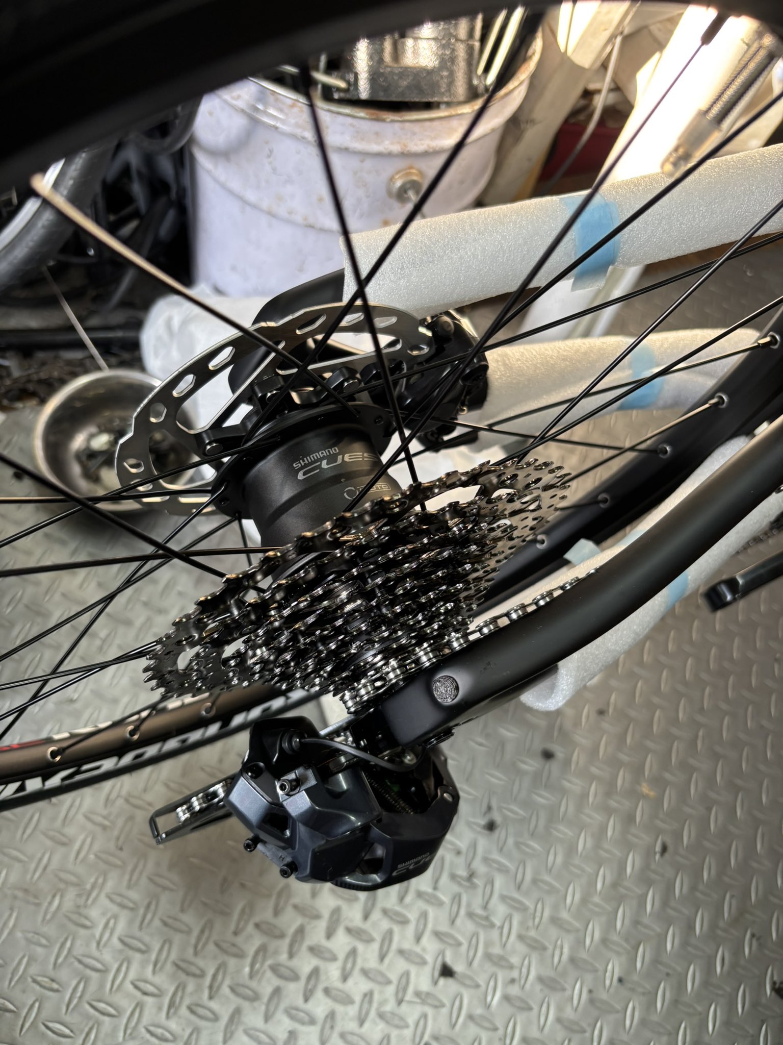 色々終わった場所のチャリ Replacing the parts that caused the bike (ZX12R) to break