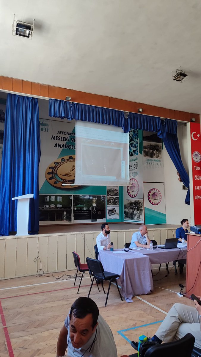 2025-2026 Eğitim Öğretim yılına, Bakanımız Sayın Yusuf TEKiN'in canlı yayın açış konuşması ile başladık.
Yeni eğitim öğretim yılımızda tüm öğretmenlerimize iyi çalışmalar diler,verecekleri emeklerden dolayı şimdiden teşekkür ederiz.
Hayırlı uğurlu olsun.