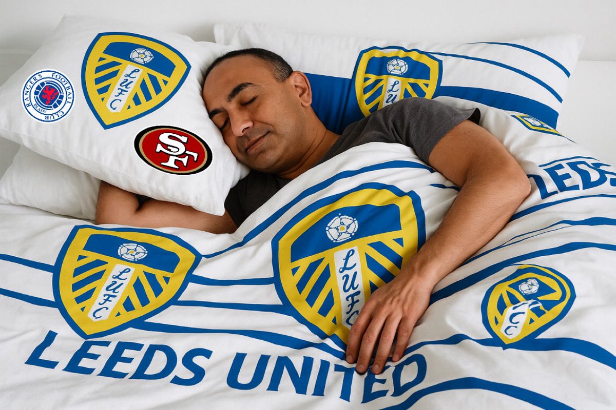 TLSalute1919's tweet image. Paraag Marathe working tirelessly on Transfer Deadline Day 👊🏼

#LUFC | 🟡🔵