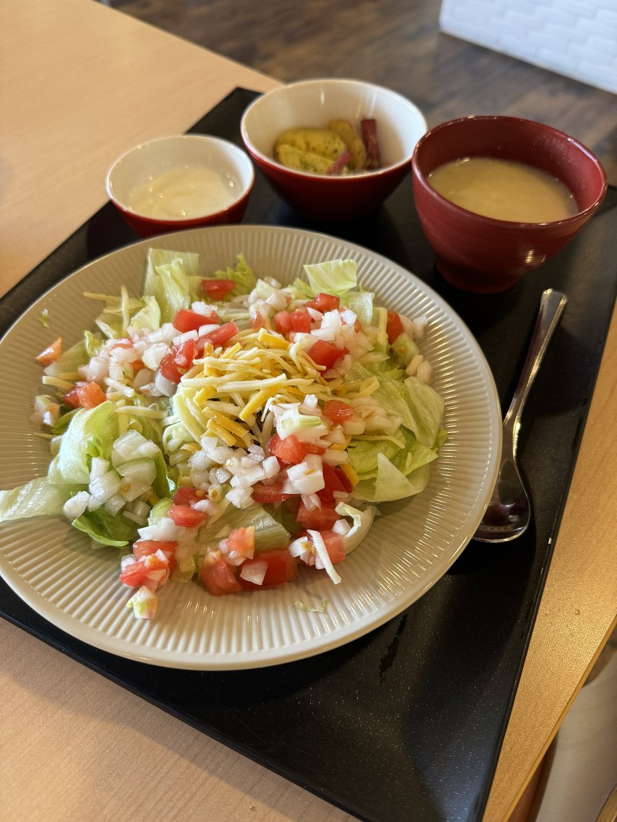 CASTEM636659's tweet image. 🦍のダジャレは基本スルー🩷
#castem #社員食堂
