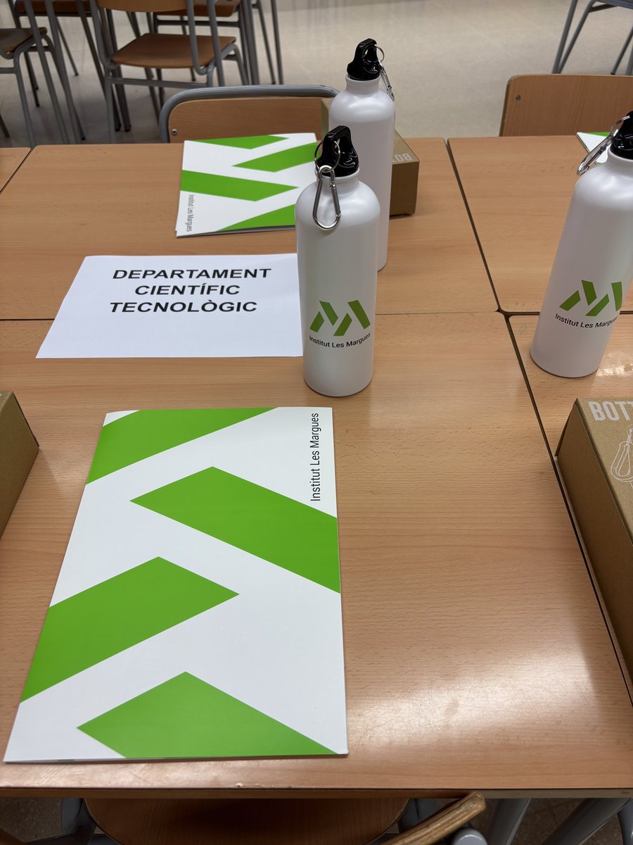 ➡️ Inici de curs 25-26! 

Piles carregades. 

Benvinguts i benvingudes!

🟢⚪️

#Institutlesmargues #SomLesMargues