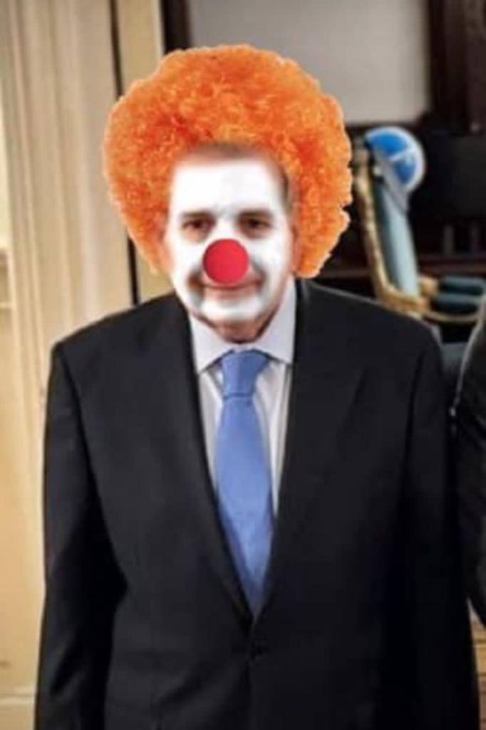 Y ahora cada vez que un títere de Washington, pierda elecciones en cualquier país, van a "desplegar" barcos de guerra y aviones para amenazar ?
Van a usar la amenaza de invasión para torcer la voluntad de los pueblos?
Con Venezuela no podrán 🇻🇪🇻🇪