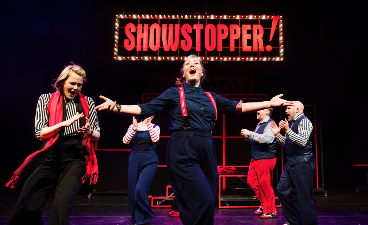 ☎️ What's On This Month ☎️

✨ West End

Mon 29 Sept
lwtheatres.co.uk/whats-on/shows…

🗺️ On Tour

MOLD, Theatr Clwyd
Mon 15 - Tue 16 Sept
theatrclwyd.com/event/showstop…

WAKEFIELD, Theatre Royal Wakefield
Wed 17 Sept
theatreroyalwakefield.co.uk/events/showsto…