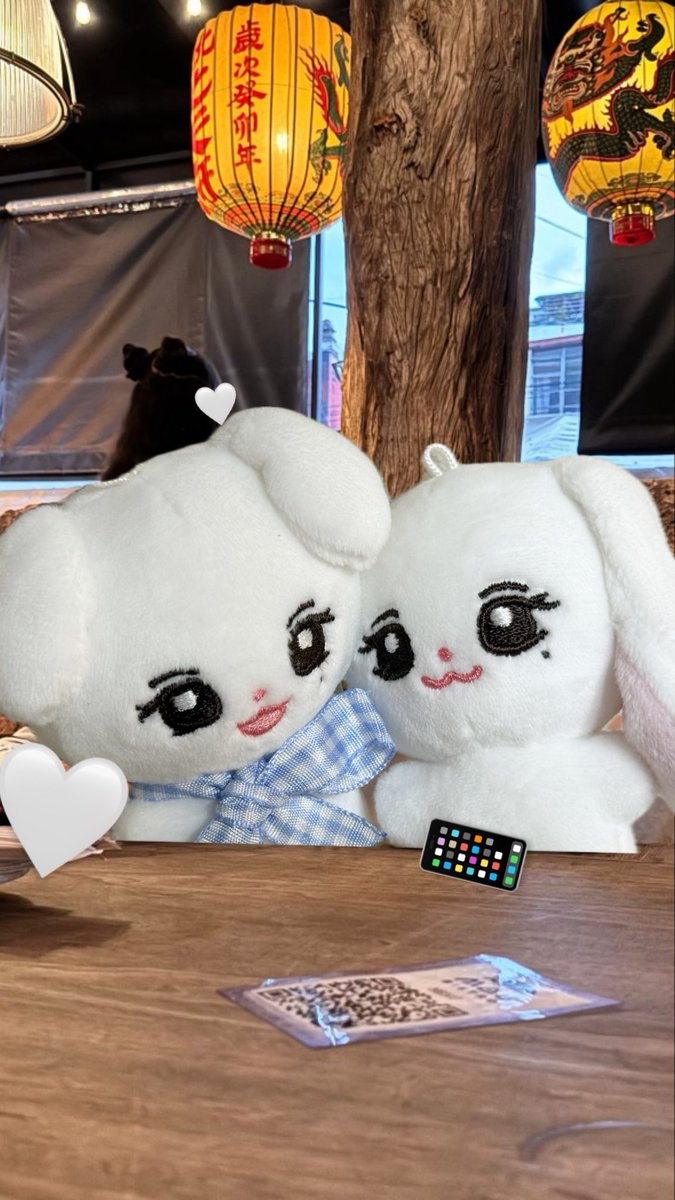 เขินจังเลยยยยย🫣🤍 

#작고귀여운프링벸구
#CutiepieFreengBeckgu
#ฟรีนเบค #FreenBecky