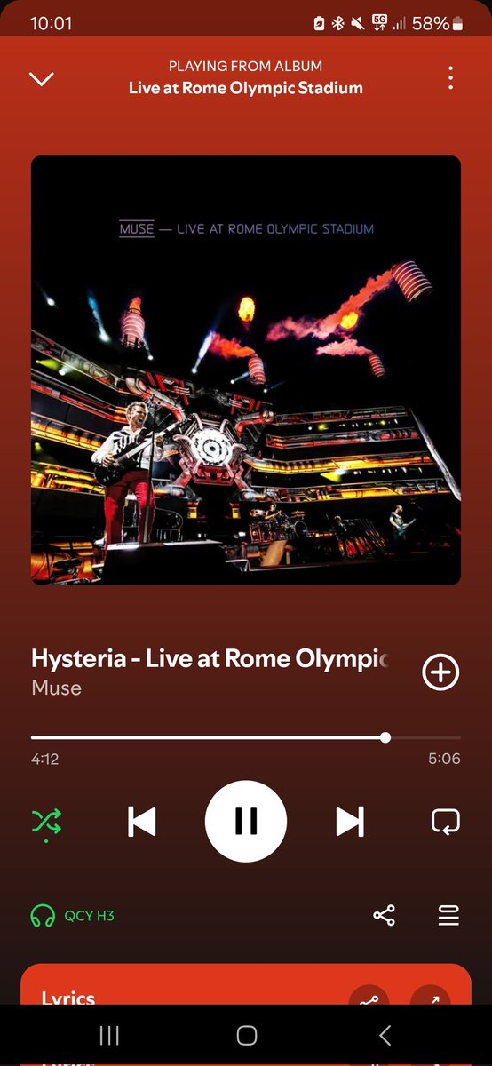 Matt Bellamy o homem mais tesudo da terra cantando essa ao vivo