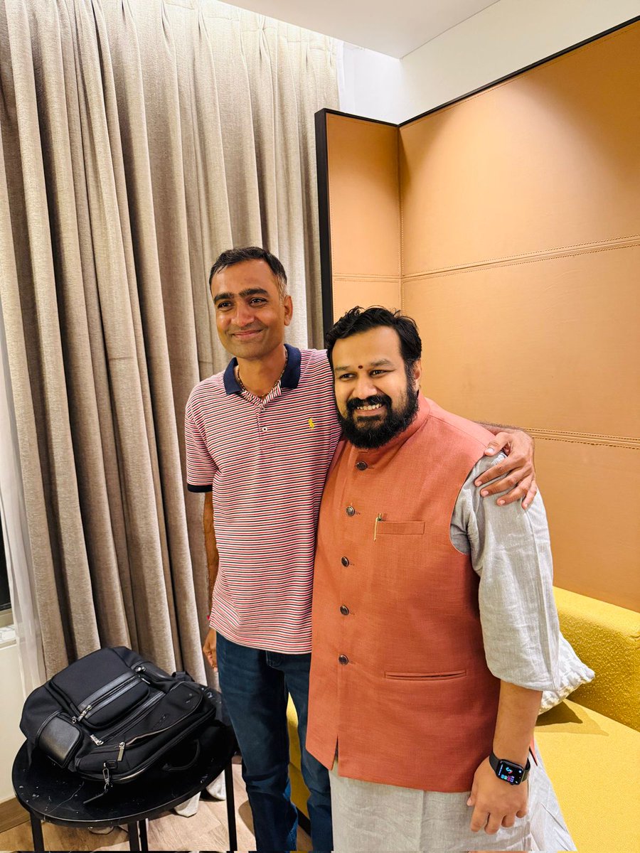 We Support Vishnu Shankar Jain (@wesupportvishnu) on Twitter photo प्रिय भाई भरत गोटी जी को जन्मदिन की हार्दिक शुभकामनाएँ। ईश्वर आपको उत्तम स्वास्थ्य, लंबी उम्र और अपार सफलता प्रदान करें। आपका जीवन सदा खुशियों से भरा रहे और हर नया दिन आपके लिए नई उमंग और अवसर लेकर आए। आपके प्यार और स्नेह के लिए हम सदैव आभारी हैं।
<a href="/Vishnu_Jain1/">Vishnu Shankar Jain</a> प्रिय भाई भरत गोटी जी को जन्मदिन की हार्दिक शुभकामनाएँ। ईश्वर आपको उत्तम स्वास्थ्य, लंबी उम्र और अपार सफलता प्रदान करें। आपका जीवन सदा खुशियों से भरा रहे और हर नया दिन आपके लिए नई उमंग और अवसर लेकर आए। आपके प्यार और स्नेह के लिए हम सदैव आभारी हैं।
<a href="/Vishnu_Jain1/">Vishnu Shankar Jain</a>