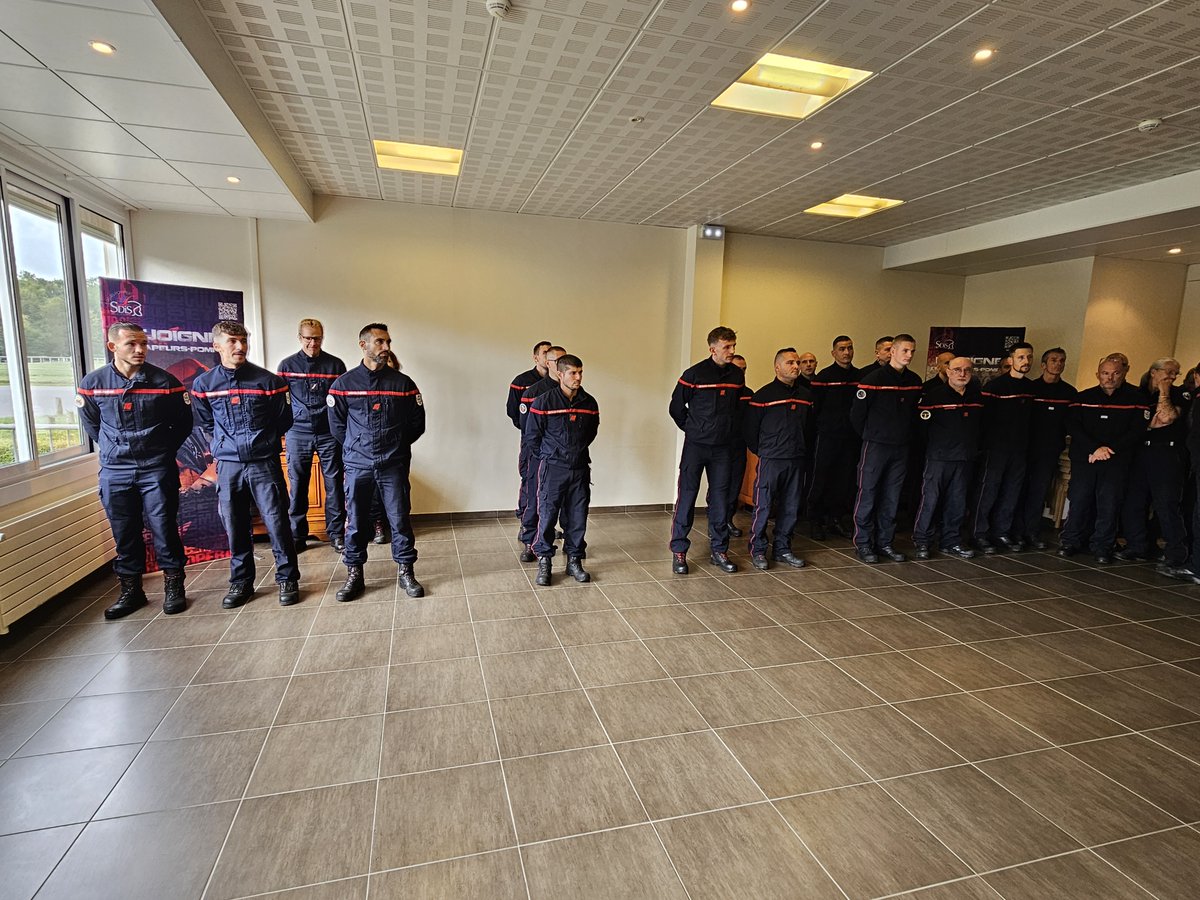 Sapeurs-Pompiers 77 tweet media