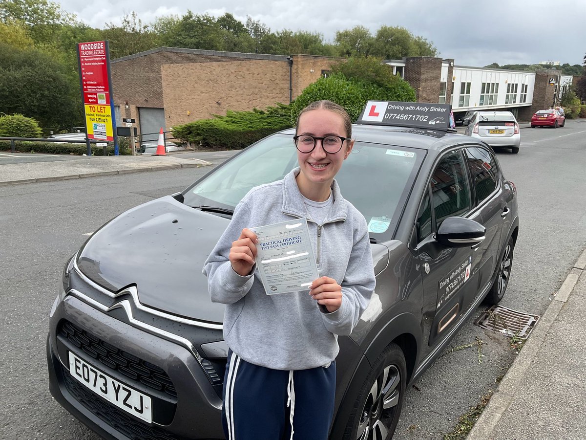 AndrewSinker's tweet image. Massive congratulations to Charlotte on passing your driving test on your first attempt with only 3 driver faults, which is a fantastic achievement. It has been a pleasure helping you get on the road and i am going to miss your lessons. 
Stay safe and stay in touch. 👏🚗