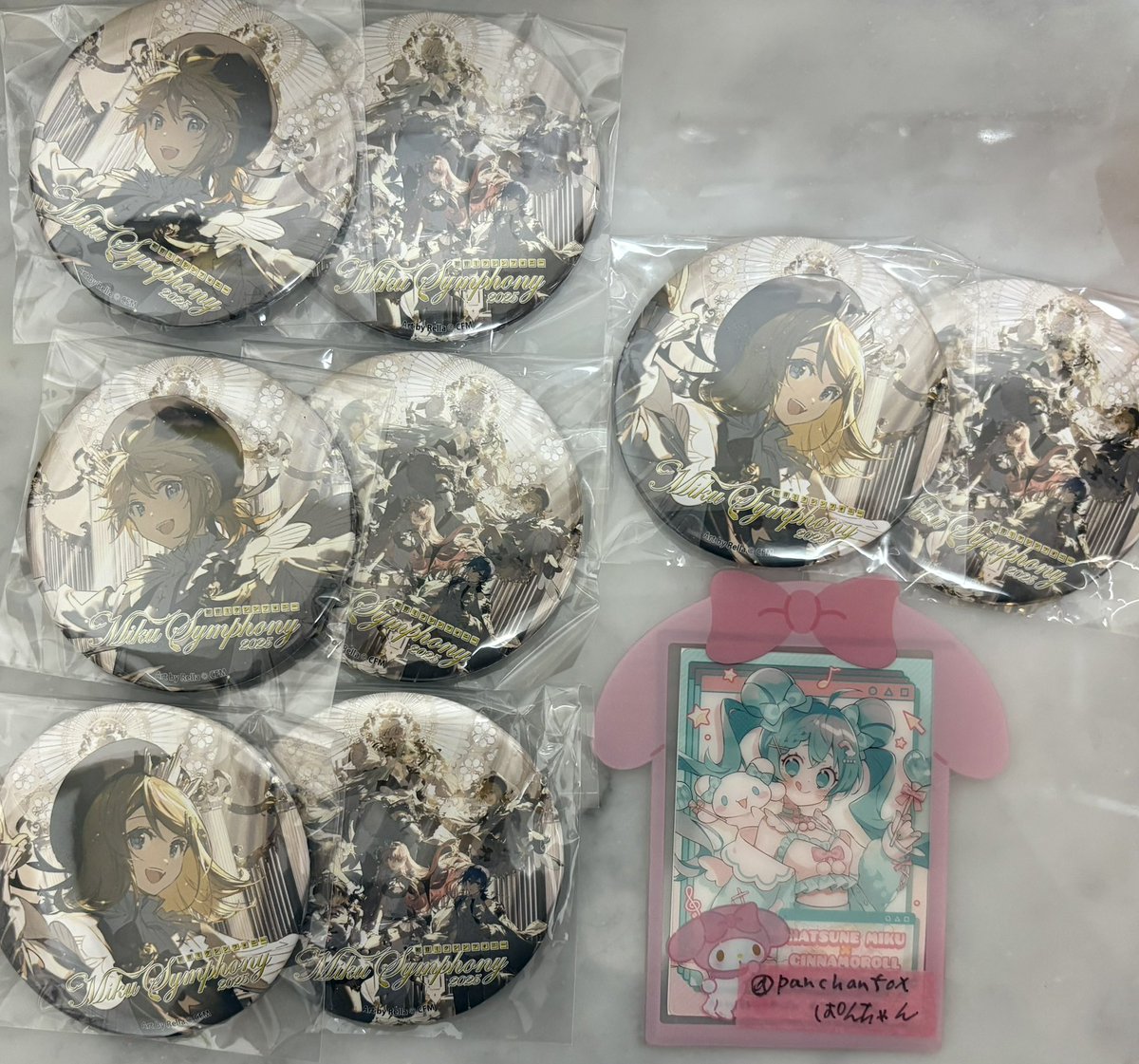【新品未使用】初音ミクシンフォニー 2025　缶バッジ　集合 19点　横浜　神戸 新品未使用】初音ミクシンフォニー 2025 缶バッジ 集合 19点