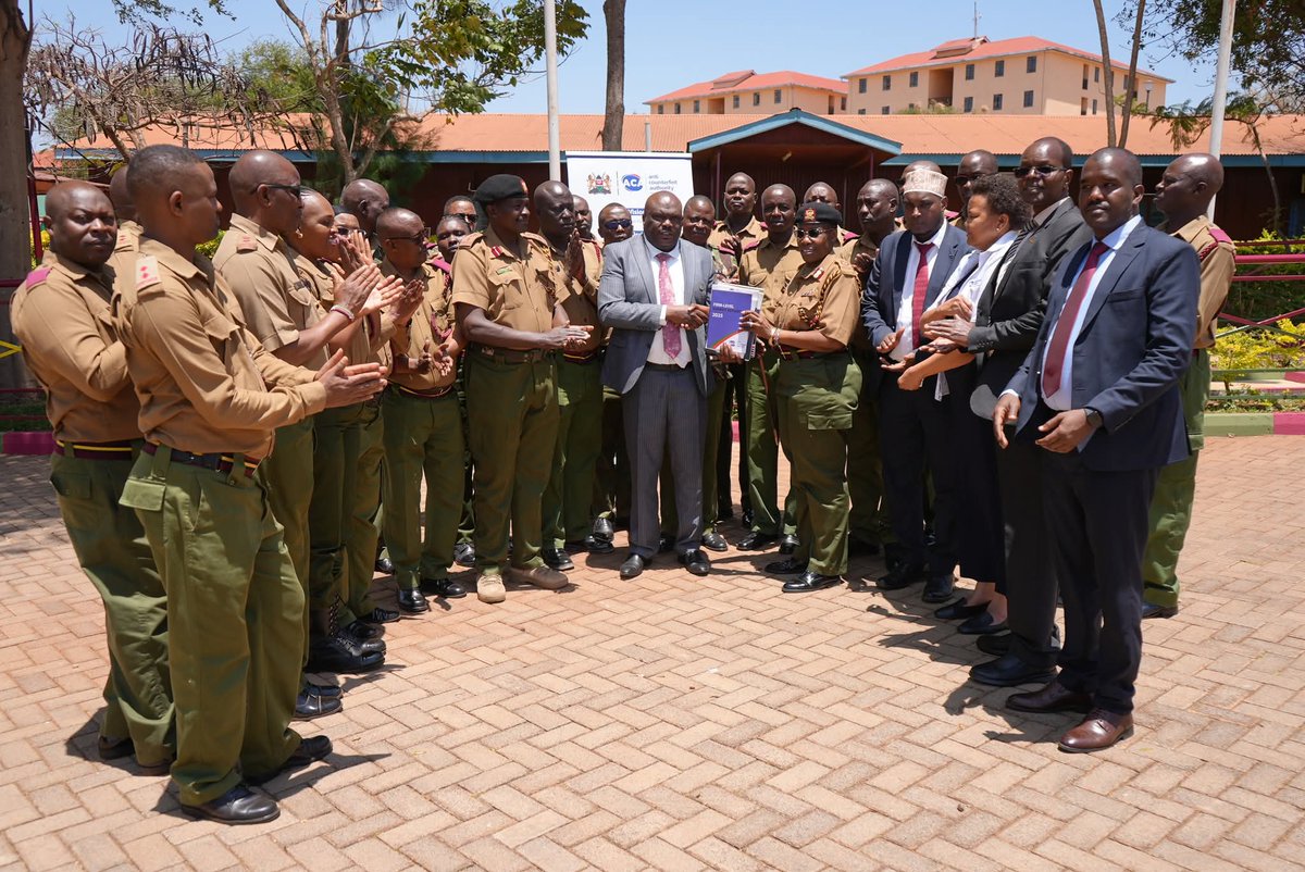ACA_Kenya's tweet image. @ACA_Kenya &amp;amp; senior @NPSOfficial_KE police commanders met at AP Senior Staff College, Emali, for training on Enforcing Intellectual Property.

CEO Dr. Mbugua Njoroge cited counterfeiting as a security, economic &amp;amp; health threat, citing recent recent seizures.
 #StopCounterfeits