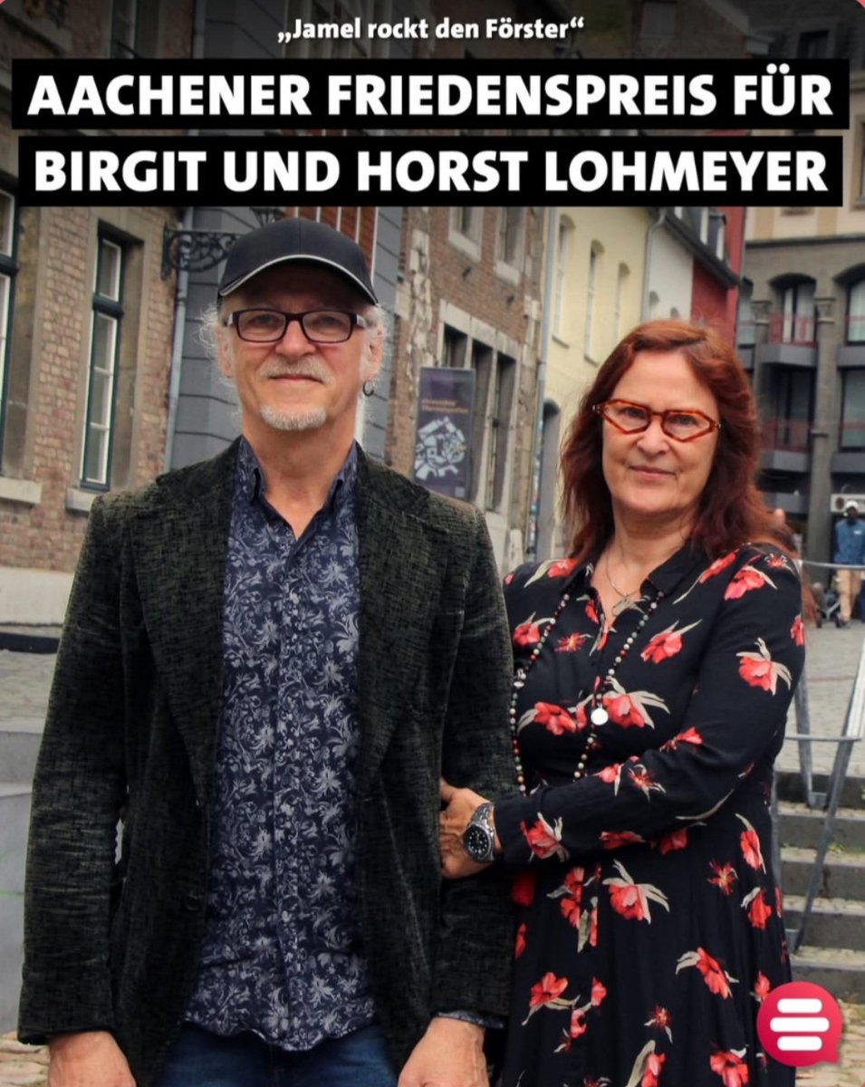 Heute Abend wird Birgit u Horst Lohmeyer der Aachener Friedenspreis für ihr Engagement gg Rechtsextremismus verliehen. Das Ehepaar organisiert seit 18 Jahren das Festival "Jamel rockt den Förster" in einem kl Ort in Meck-Pomm.
Wir gratulieren herzlich u sagen Dankeschön! ❤️🤝🏻❤️‍🔥