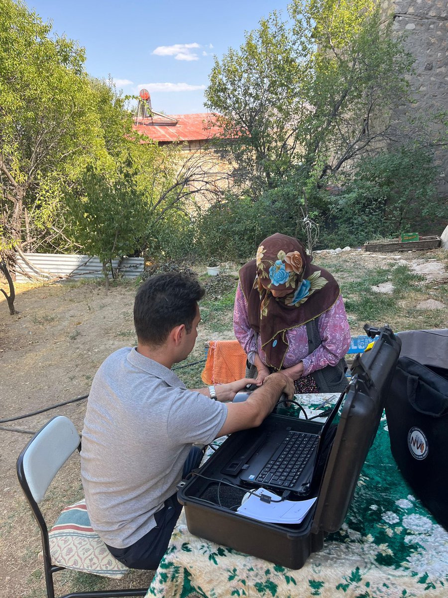 Bu gün Başpınar köyümüzden bir büyüğümüzün daha ANS kapsamında TCKK müracaatını aldık desteklerinden dolayı İlçe Kaymakamı Emirhan ARIKAN ve İlçe Jandarma Personeli ile Mert ERDEM e büyüğümüz adına teşekkür ediyoruz. <a href="/ErzincanVe/">Erzincan İl Nüfus ve Vatandaşlık Müdürlüğü</a> <a href="/Kemaliyekymkmlg/">T.C. Kemaliye Kaymakamlığı 🇹🇷</a>