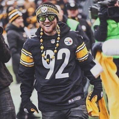 BaddestBearJew's tweet photo. MOOD ALL WEEK 🖤 💛 https://t.co/6tB2fF6B5F