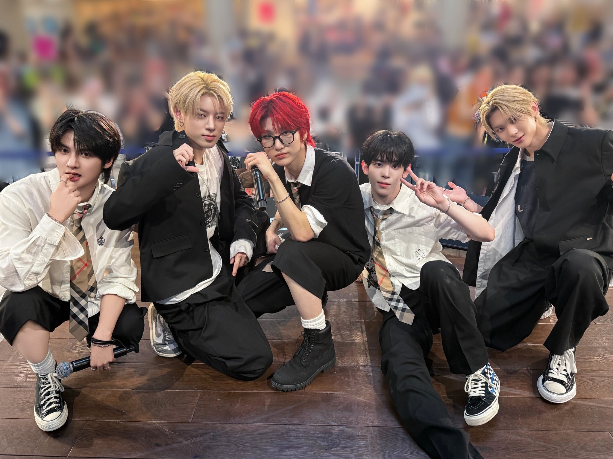 NOWZ ナウズ Let's get it 応援キット トレカなし キッスエンタ / KISS Ent on X: 