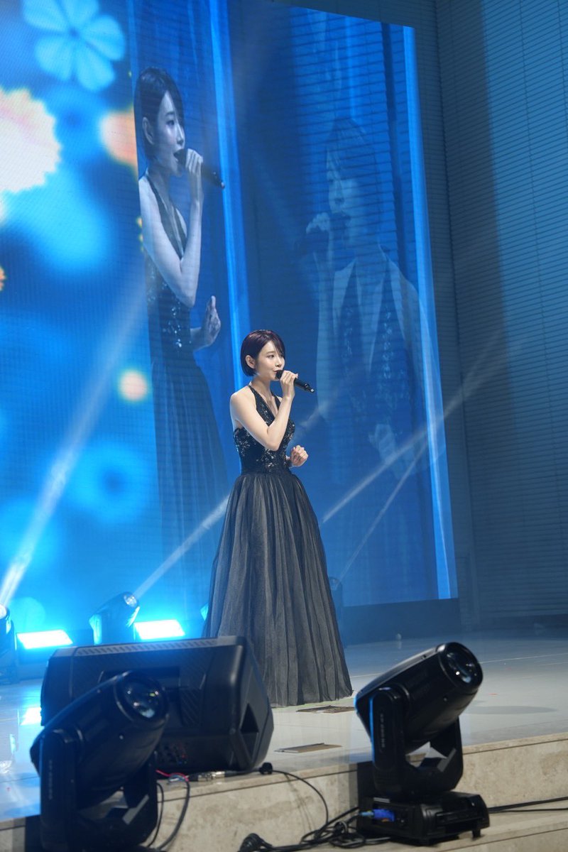 AIF「Asia Influencer Festival」にて
"アジアスター賞"と"ベストモデル賞"
W受賞させていただきました😌

アジア7ヵ国400名以上が参加されたアワードです。

信じた道を進んでいった結果、こういった素晴らしい賞をいただけたのだと思います。
これからも応援よろしくお願いします😌
<a href="/Saika_Kawakita/">河北彩伽</a>