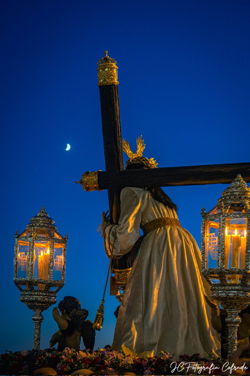 Regidor Perpetuo

<a href="/NazarenodeCadiz/">Nazareno de Santa María</a> 
<a href="/GJNazarenodeSM/">GJ Nazareno de Cádiz</a>
