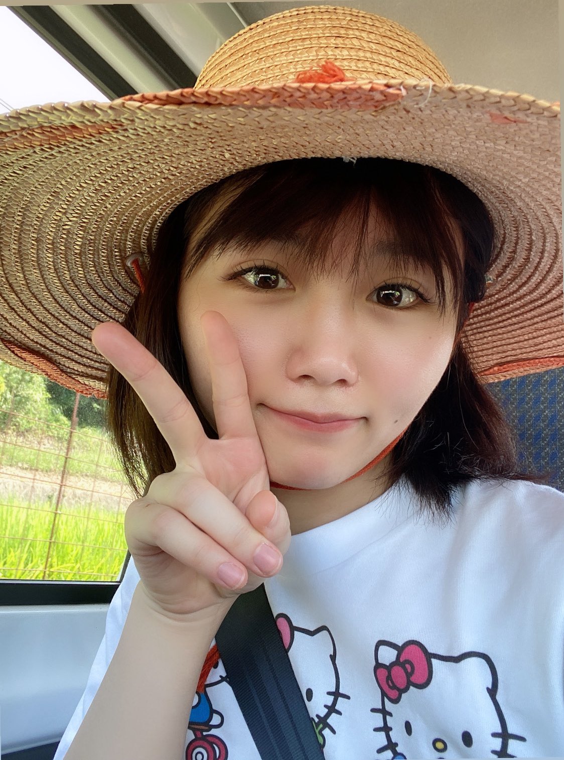 秋吉優花写真 CROSS FM