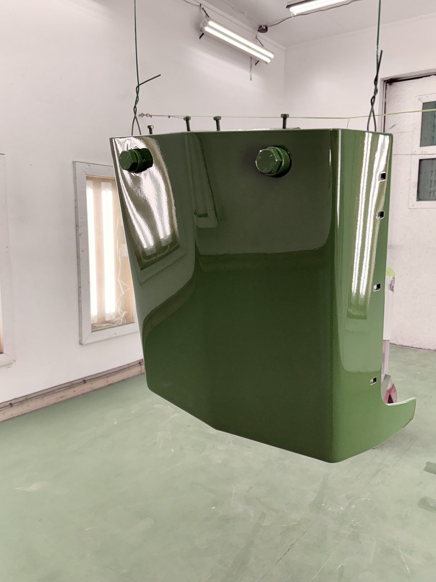 ScanlanTractor's tweet image. A little more paint work on the 2510