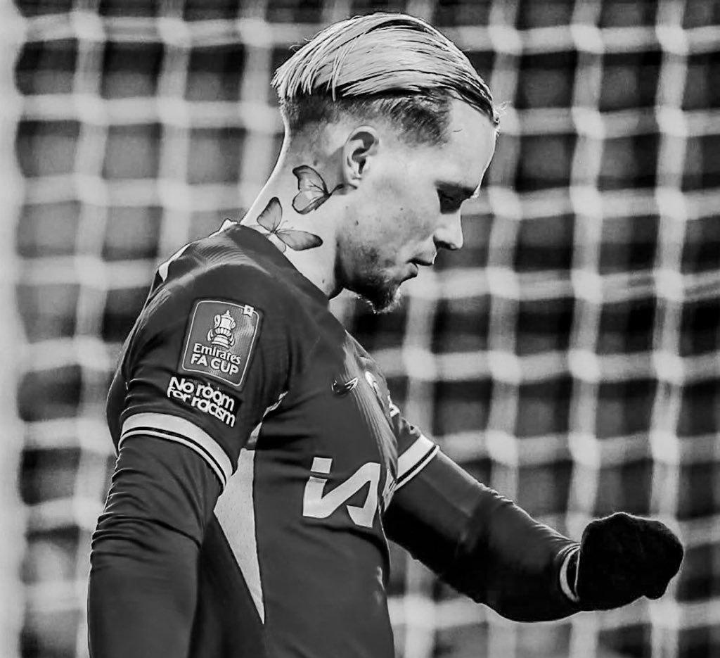 When will I see Mykhailo Mudryk Play football again 😔