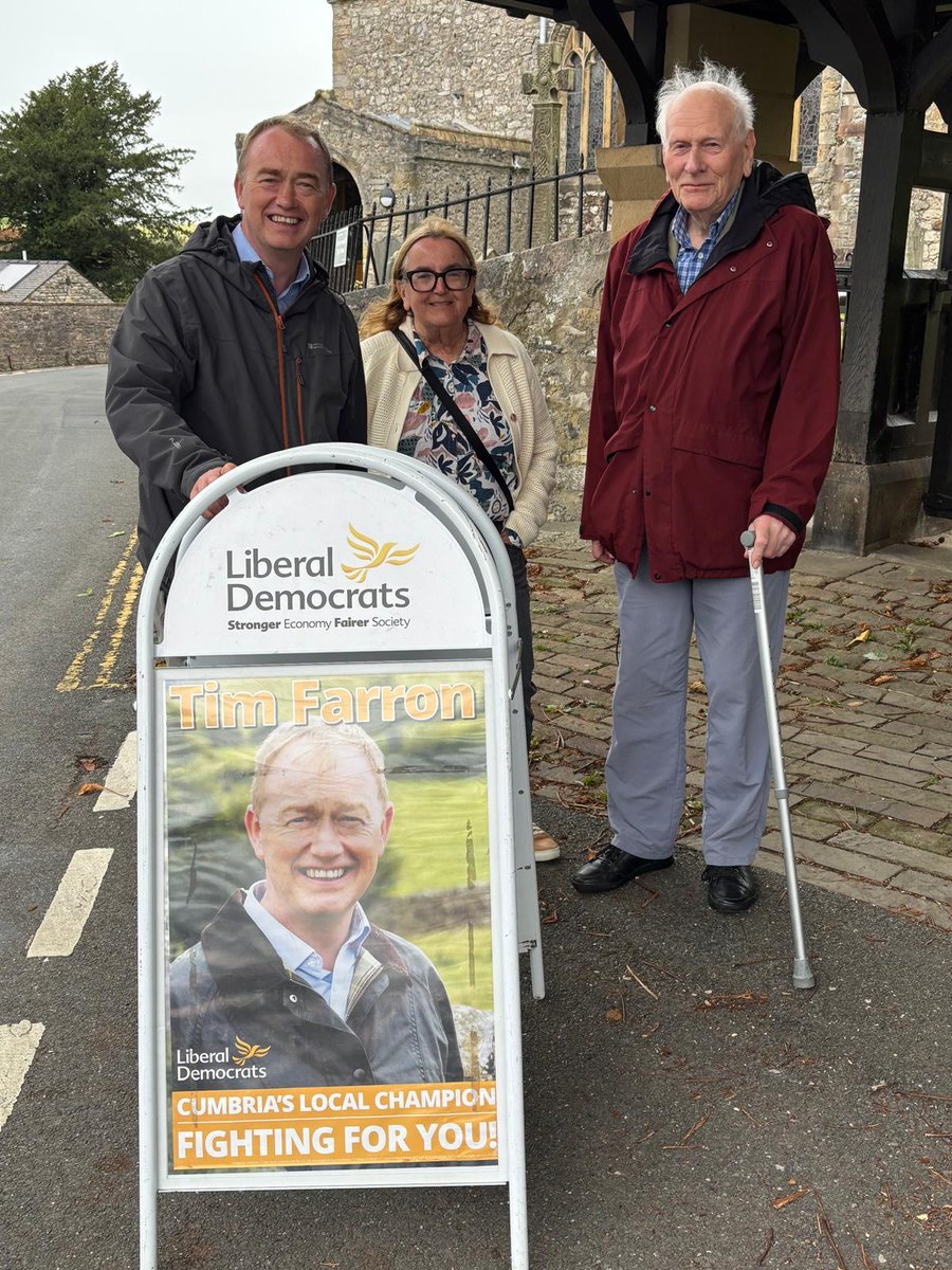 Tim Farron tweet media