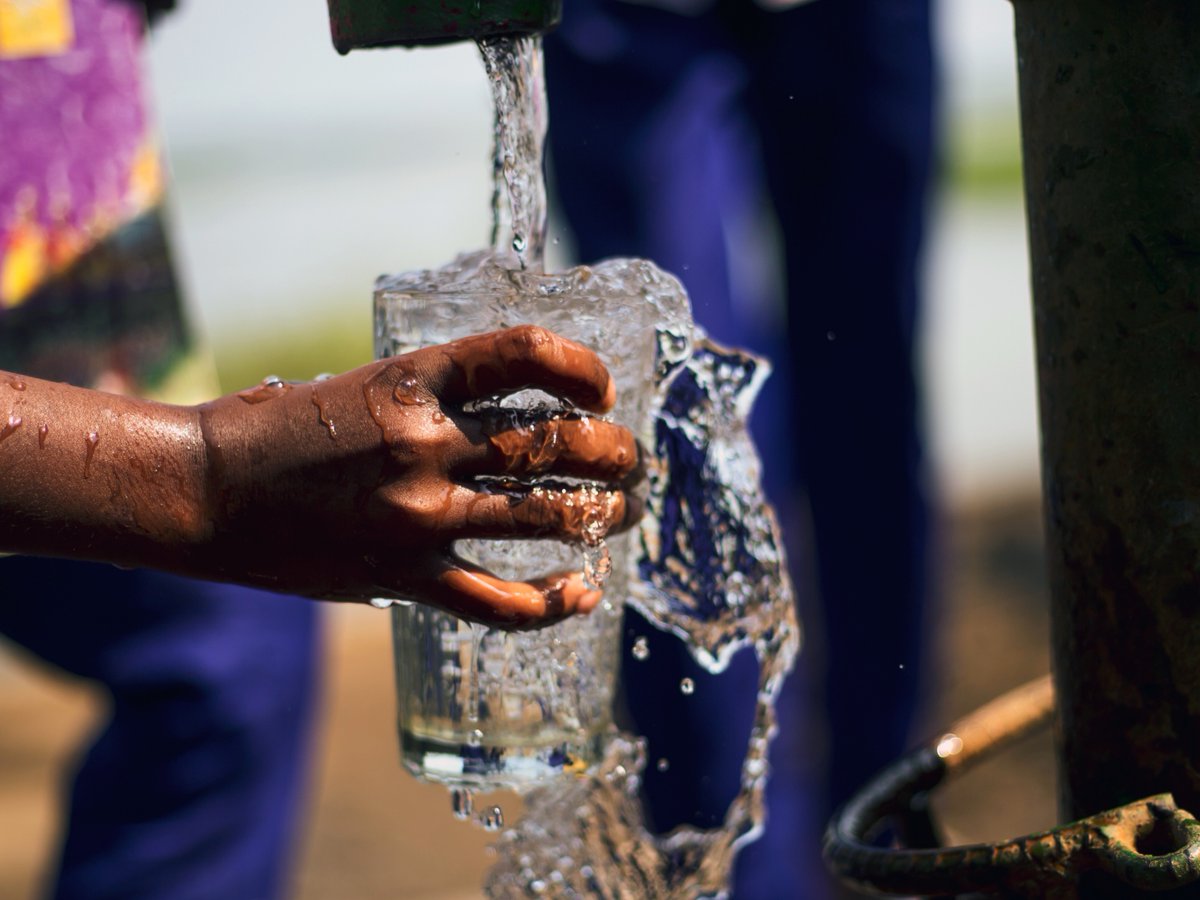 A broken ecosystem guarantees a broken water system, and municipalities cannot carry this burden alone; nor should they, writes <a href="/nicolettepombo/">Nicolette Pombo 🌍</a>. Read it here: vukagroup-media.com/ESIAfrica2025W…