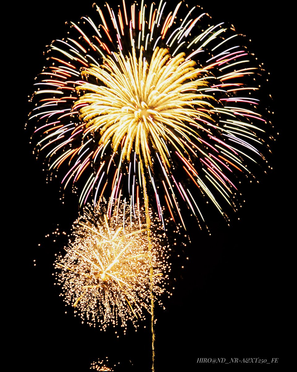 HIRO_JO3WGV's tweet image. 2025.08.15.Fri.🎆 
#花火撮影 🎇📷✨ 
#fireworkphotography 
#fireworksphotography 
#firework #fireworks #花火 
#omsystemom1 #om1markii 📷 
#mzuiko40150pro #om写真投稿 📸 
#単焦点レンズの世界 #om花火写真  instagram.com/p/DODg3UUkdb3/…