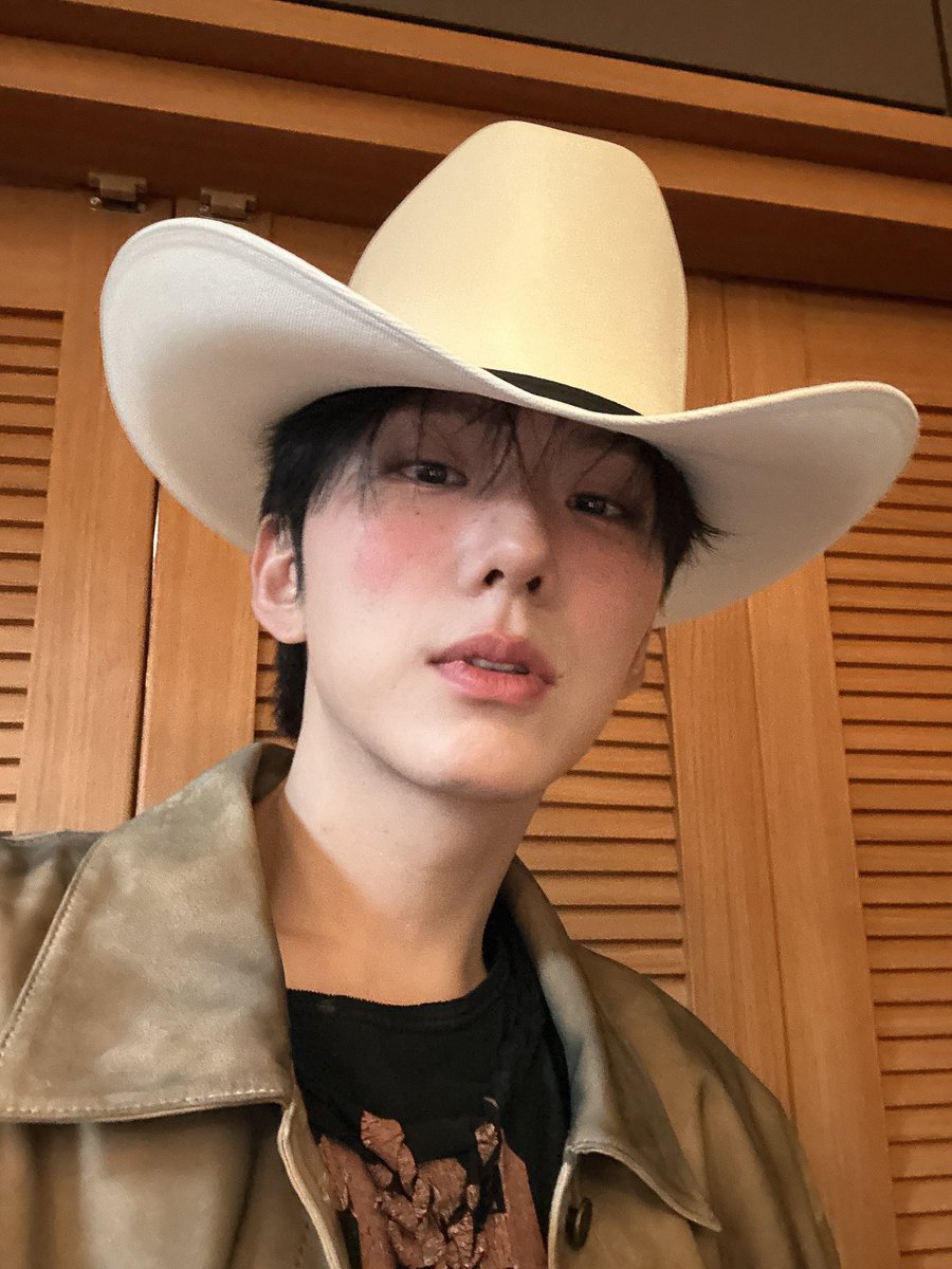 ⚜️ͥ ͫ🪽 (@effortuneclover) on Twitter photo 