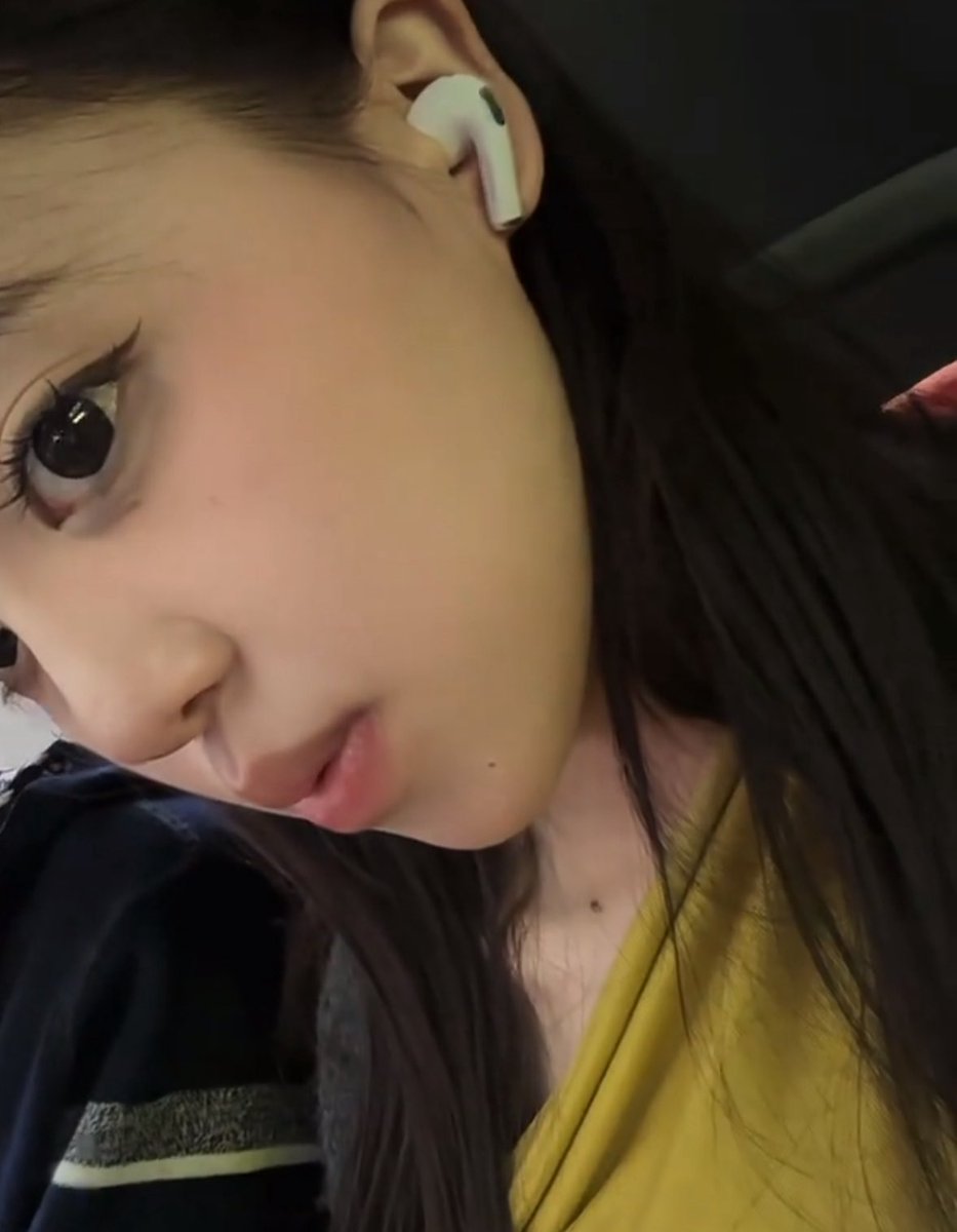 CONNIEZHOU2's tweet image. 出门咯