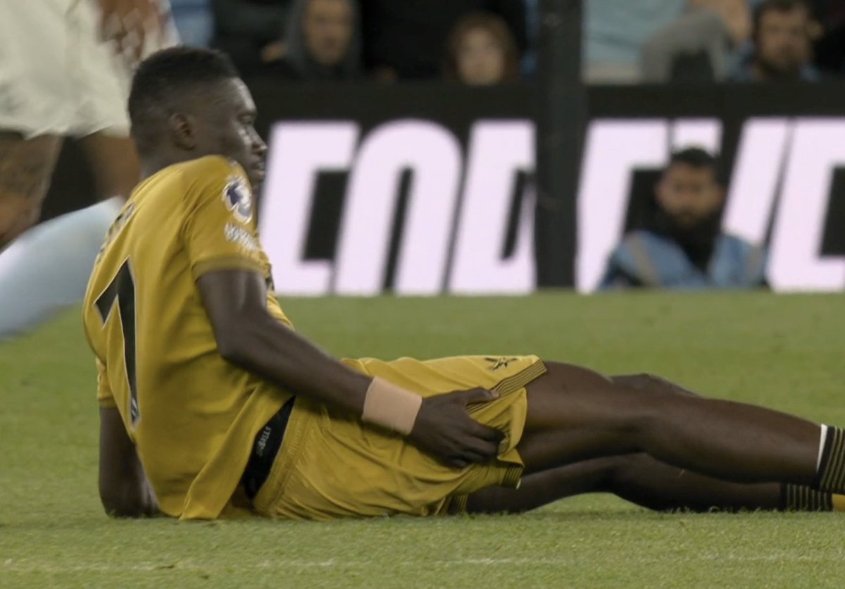 Ismaila Sarr went down clutching his hamstring, but was booked for simulation from the referee. We're unsure on how genuine the injury is.

If genuine, a "shot by a sniper" mechanism usually ends up being a moderate-high grade hamstring strain, usually a 4+ week recovery.