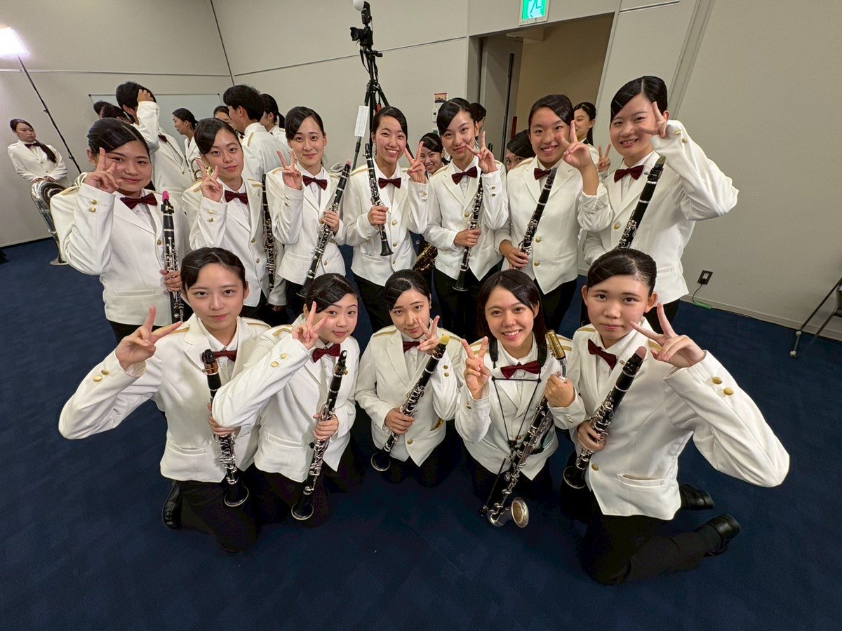 kyoto_ryoyo's tweet photo. 【吹奏楽】関西吹奏楽コンクール　金賞

第75回関西吹奏楽コンクール　2年連続「金賞」を受賞しました。
ご声援をくださった皆様本当にありがとうございます。
今後とも京都両洋高等学校吹奏楽部の応援をよろしくお願いします。

前日リハーサルの映像です。↓↓↓
https://t.co/LWih2govG0 https://t.co/YkEoPnNEfA