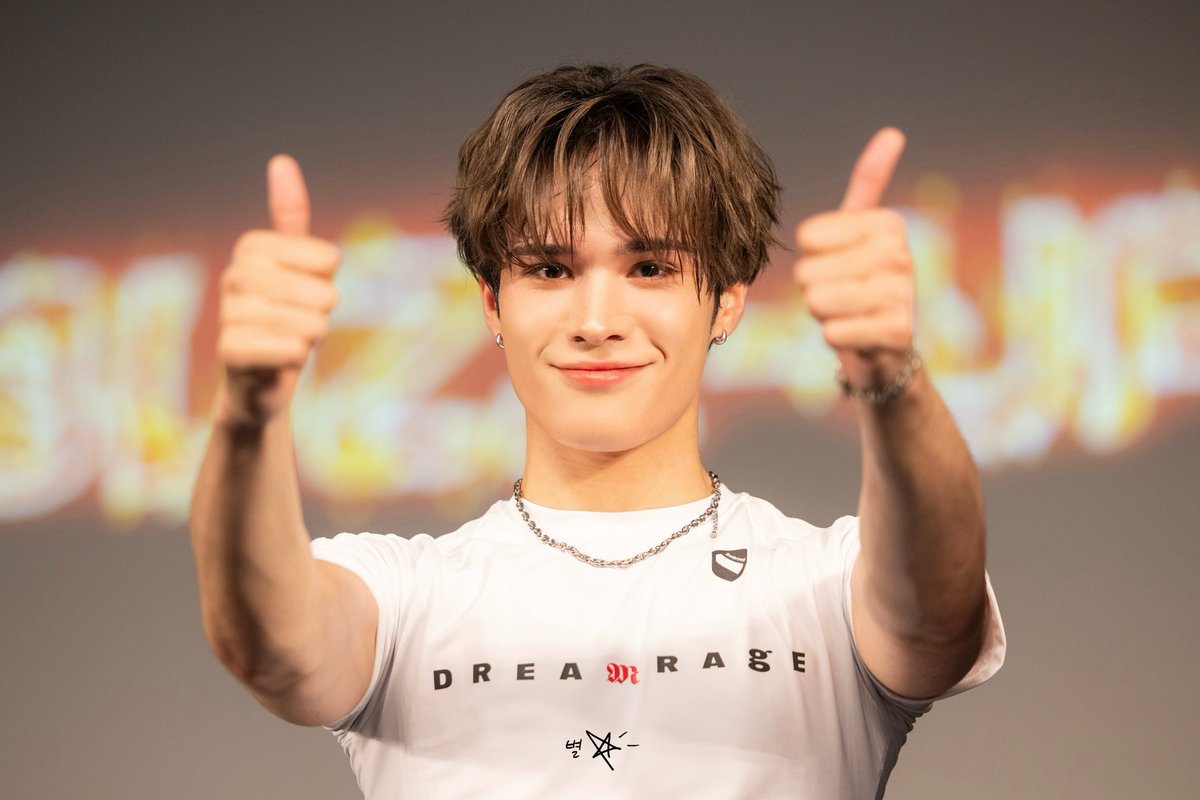 ๋ณ-๐๐๐๐๐- tweet media