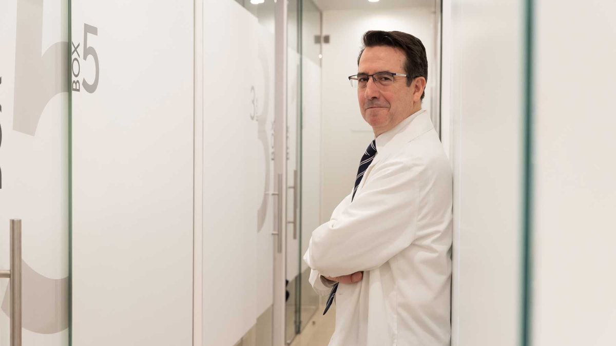 El uso de #protectoressolares grasos favorece el #acné. El #DrSánchezViera nos dice como evitarlo en <a href="/okdiario/">okdiario.com</a> 
okdiario.com/salud/dr-sanch…