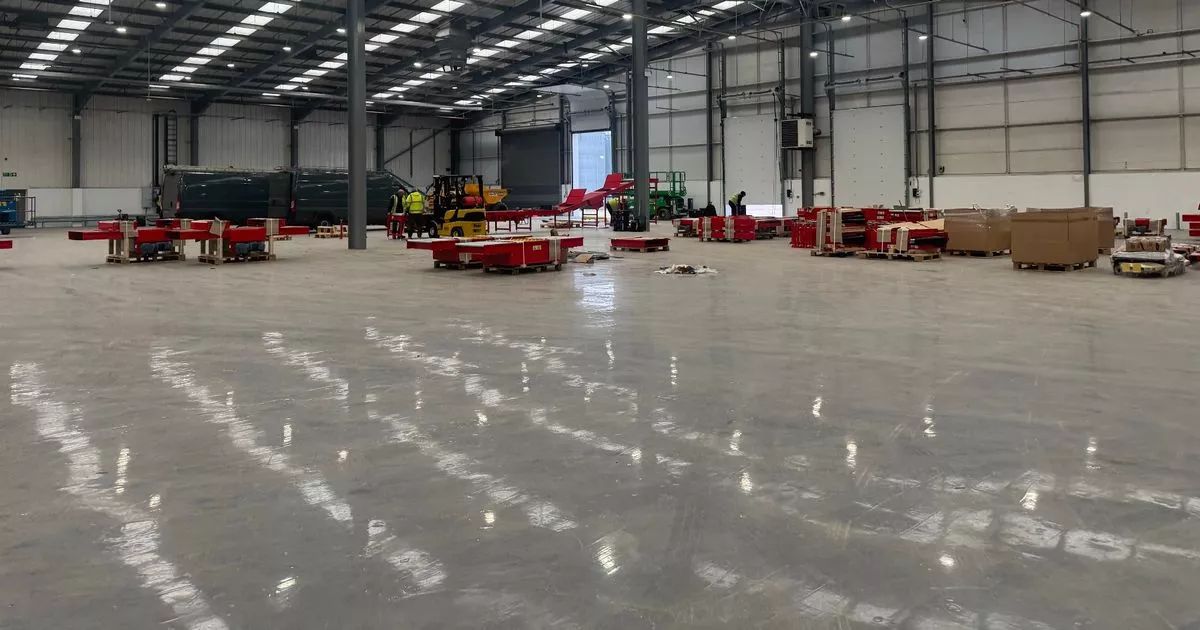 You'll see faster deliveries across the Midlands — DHL has opened a regional hub in Birmingham, increasing handling capacity by 50%. Expect quicker fulfilment and more local jobs. Follow for updates and route changes. #Logistics #Birmingham
 🔗coldflamedesigns.com/dhl-opens-new-…