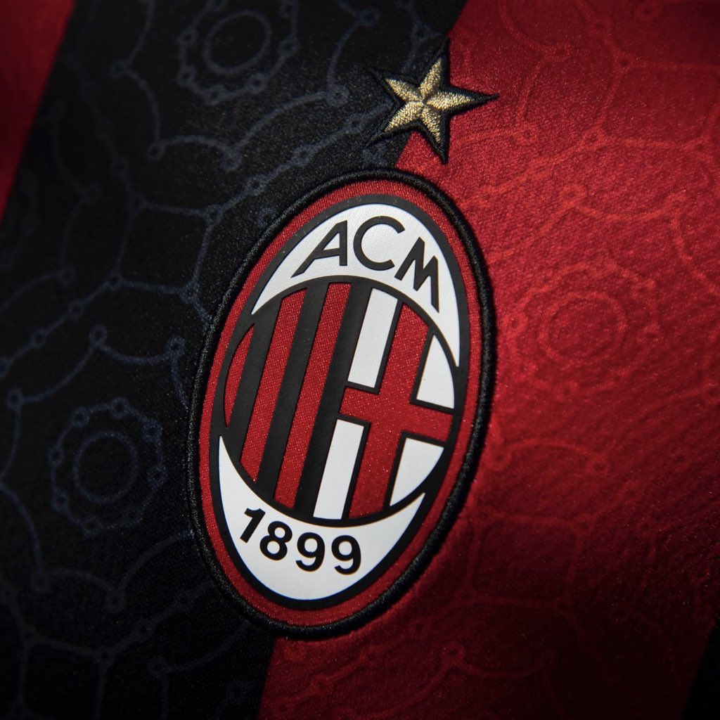 FabrizioRomano's tweet photo. 🚨🔴⚫️ AC Milan are closing in on deal to sign 2006 born defender David Odogu from Wolfsburg. https://t.co/NiFDdaDKru