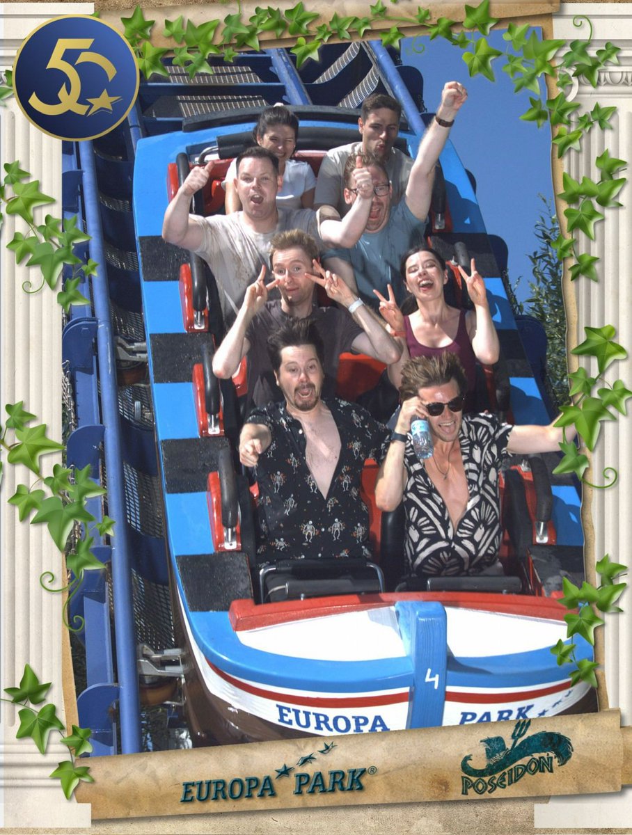 We're giving this week's #FanFriday shoutout to <a href="/harrisonm224/">Harrison</a> who shared these pics recently, reminiscing on their visit to #EuropaPark and <a href="/RulanticaEN/">Rulantica EN 💦</a> - who else would rather be here right now?! ✨