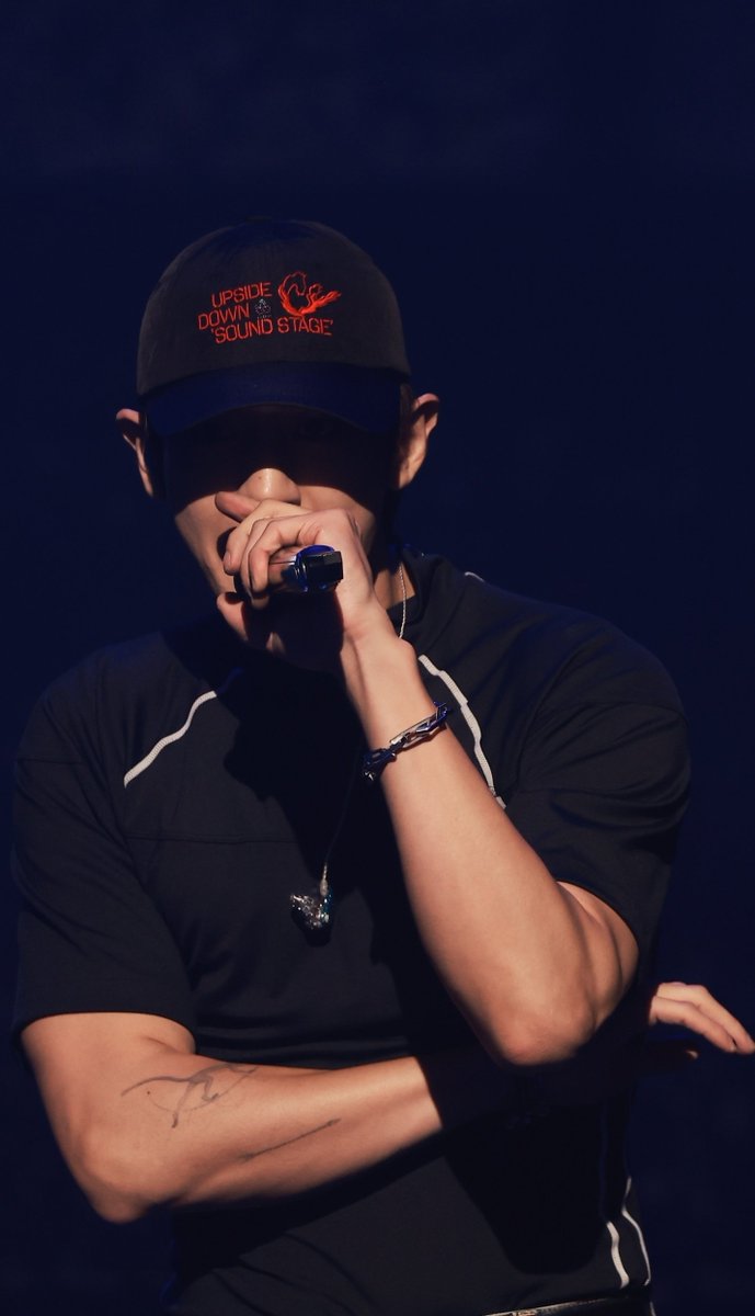 250831 CHANYEOL [Upside Down : Sound Stage] 3

🍒 👑  1.2.3 DANCE!

#박찬열 #찬열 #CHANYEOL
#チャニョル #朴灿烈 <a href="/weareoneEXO/">EXO</a> #EXO