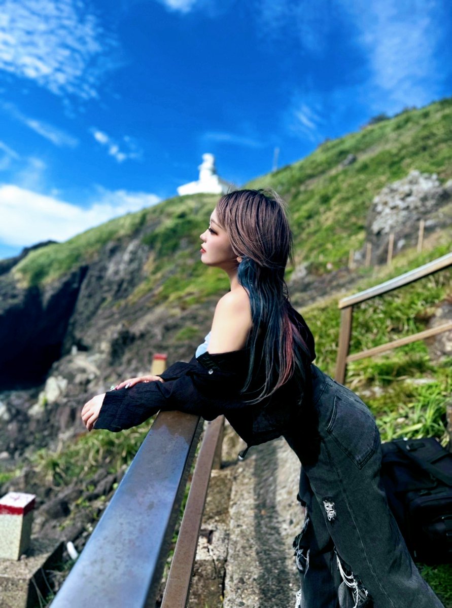 .

#portrait #model #pokarisuetto ⁡⁡
#海撮影 #自然光 #モデル #被写体 
#ポートレート #ポートレートモデル ⁡
⁡#ファインダー越しの私の世界 
#写真好きな人と繋がりたい 
⁡#カメラマンさんと繋がりたい 

.