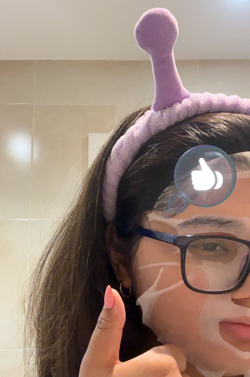 A good breakfast, view and skincare is all you need for a good day 🌈☁️🌸