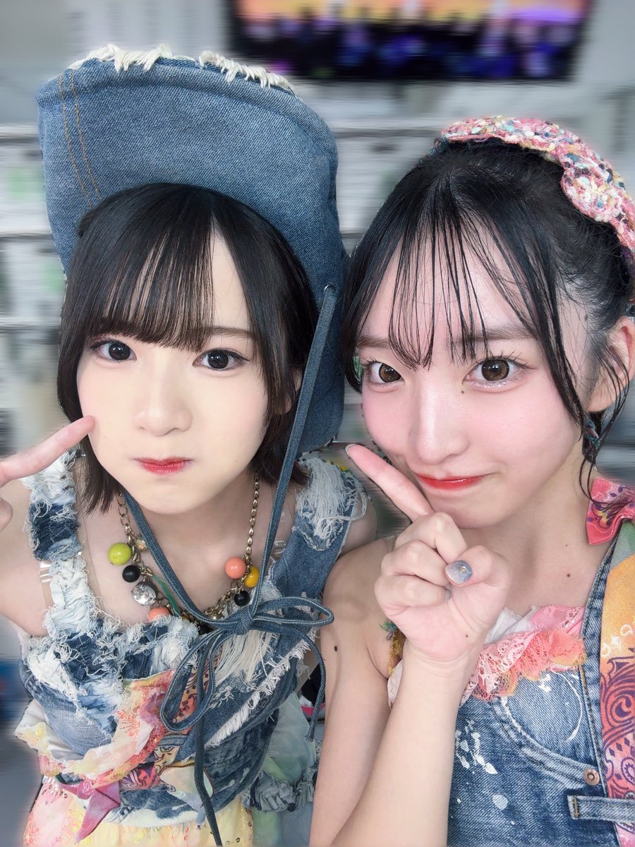 「RESET」公演ありがとうございました！

今日は曲の歌詞をしっかり意識しながら
パフォーマンス表現してみました！
もっと上手くなりたい💞✊🏻

明後日の公演もたのしみ( ⸝⸝⸝ᵕ ᵕ⸝⸝⸝ )♡ᐝ