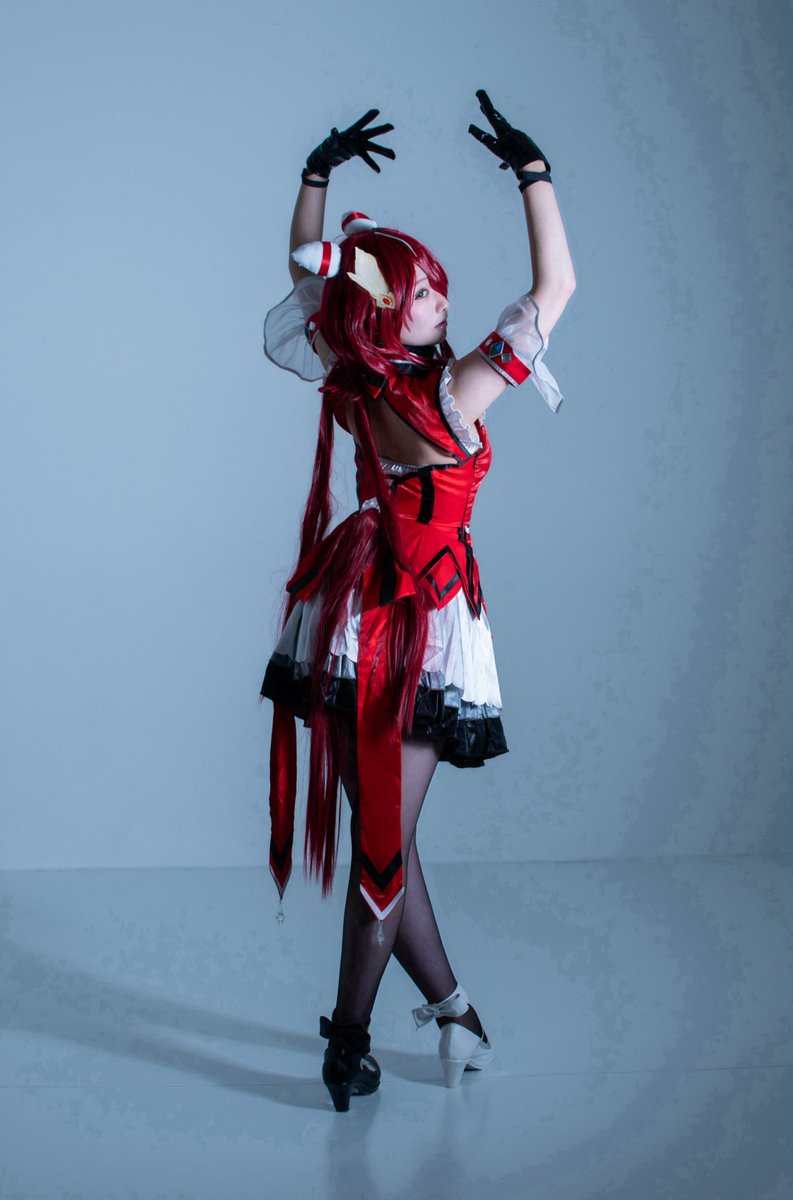 Cosplay/ウマ娘 ウインバリアシオン

立ちたいんだ……舞台の真ん中に。