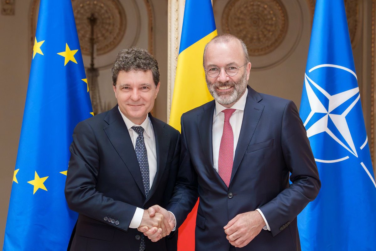 Today I have received at Cotroceni the President of the European People’s Party  <a href="/ManfredWeber/">Manfred Weber</a>

We have common priorities: we want a safe European Union with a strong and competitive economy. 
We will work closely together to achieve this.

I also thanked him for the constant
