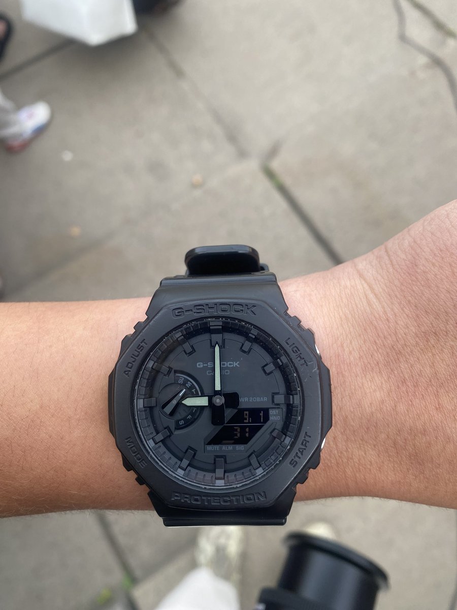 Не забувайте про полеглих.
Наш обовʼязок памʼятати та шанувати їх.
Запеклих вогонь не пече!🫡