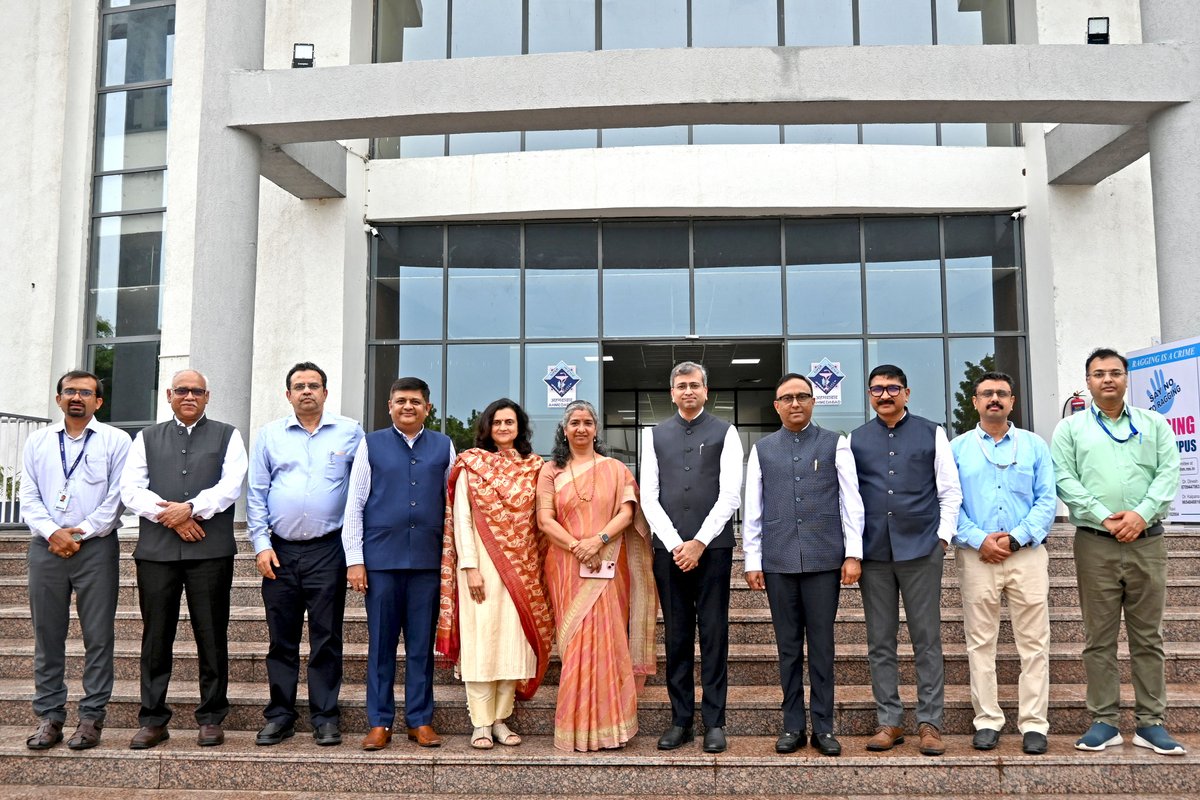 NIPER-AHMEDABAD (@niperahm) on Twitter photo <a href="/NIPERAHM/">NIPER-AHMEDABAD</a> hosted the #IDMA leadership team for an enriching Industry-Academia Interaction! We discussed NIPER-A's research capabilities and potential collaborations. We look forward to bridge the gap between academia and industry to drive pharma innovation. <a href="/Pharmadept/">Department of Pharmaceuticals 🇮🇳</a> <a href="/NIPERAHM/">NIPER-AHMEDABAD</a> hosted the #IDMA leadership team for an enriching Industry-Academia Interaction! We discussed NIPER-A's research capabilities and potential collaborations. We look forward to bridge the gap between academia and industry to drive pharma innovation. <a href="/Pharmadept/">Department of Pharmaceuticals 🇮🇳</a>