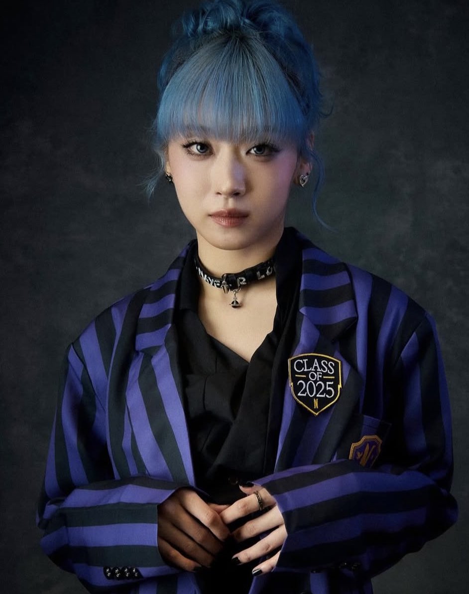 ジスさんが頻繁につけている私物のヴィヴィアンのチョーカー