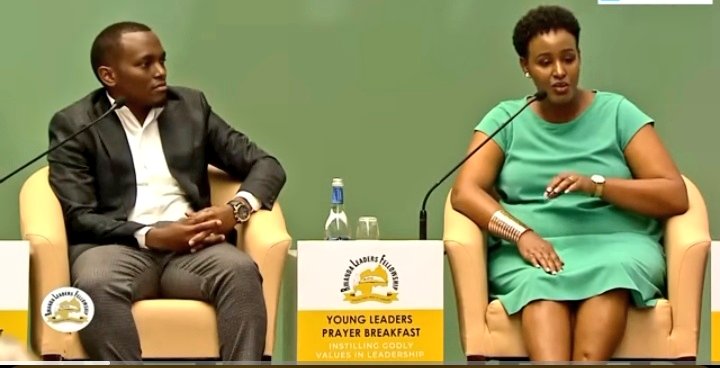 Ikiganiro <a href="/tomcloseOG/">Tom Close 𓋹</a> na Tricia baduhaye ni cyiza cyane! Harimo inama n'inyigisho nziza mu kubuka umuryango.

Imana Ibahe imigisha myinshi mu rugo rwabo.