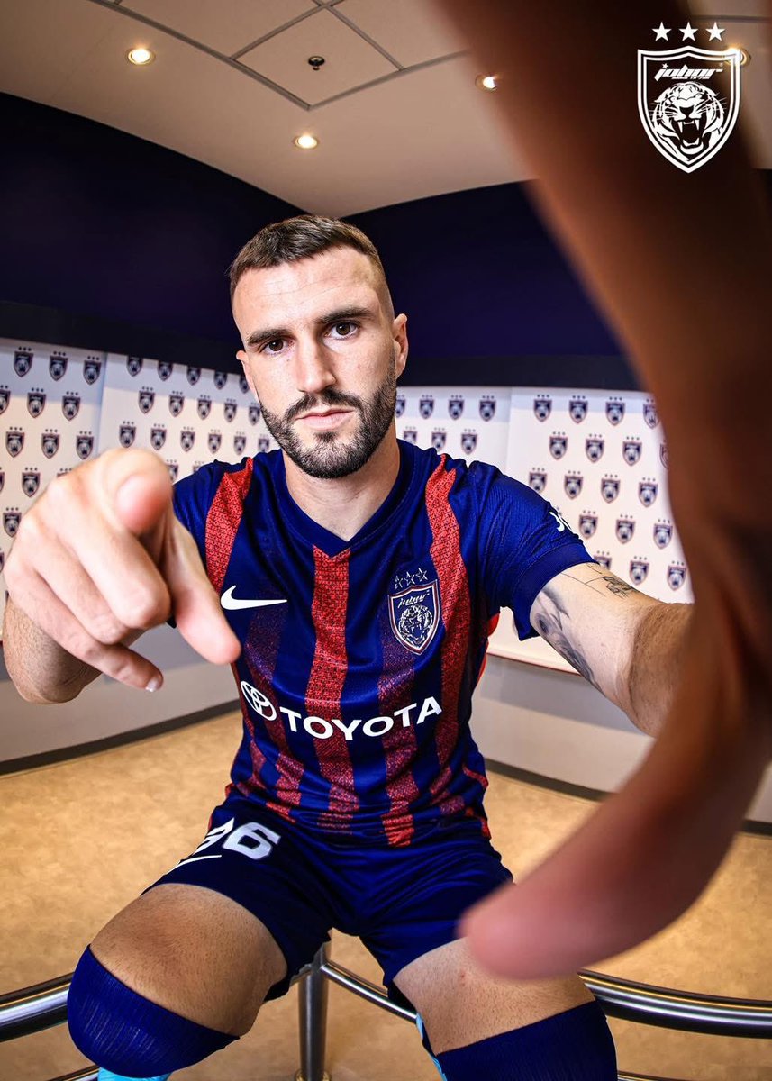 He's gone up against some of the best teams in 🇪🇸 , and now Raul Parra is a Southern Tiger! 💙❤️

Welcome to Johor Darul Ta’zim FC!

More photos at facebook.com/share/p/16wuom…

#WhatCanYouDo
#TheTMJeffect
#HarimauSelatan
#SouthernTigers
#PermataSelatan
#JewelOfTheSouth
#JDTuntukSemua