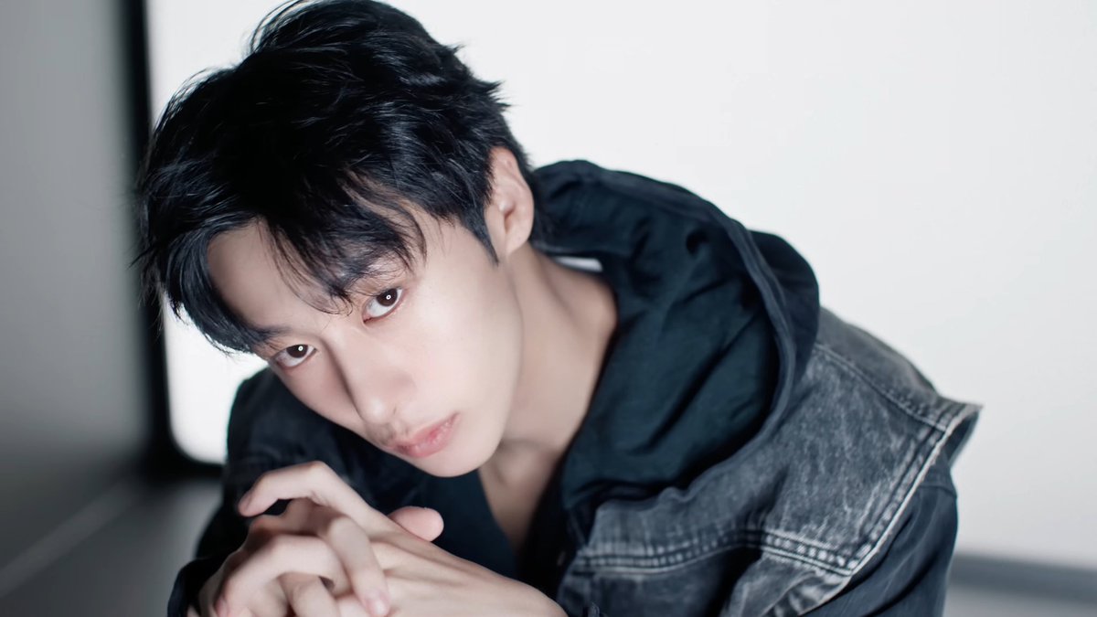 “채형원 얼굴”